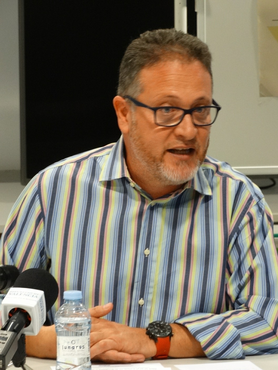 Vicent Flor assumeix la direcció de la Institució Alfons el Magnànim