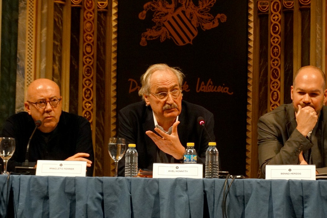 Èxit de públic en la conferència d'Axel Honneth