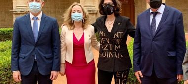 Dues dones d'Oliva en la Acadèmia Valenciana de la Llengua