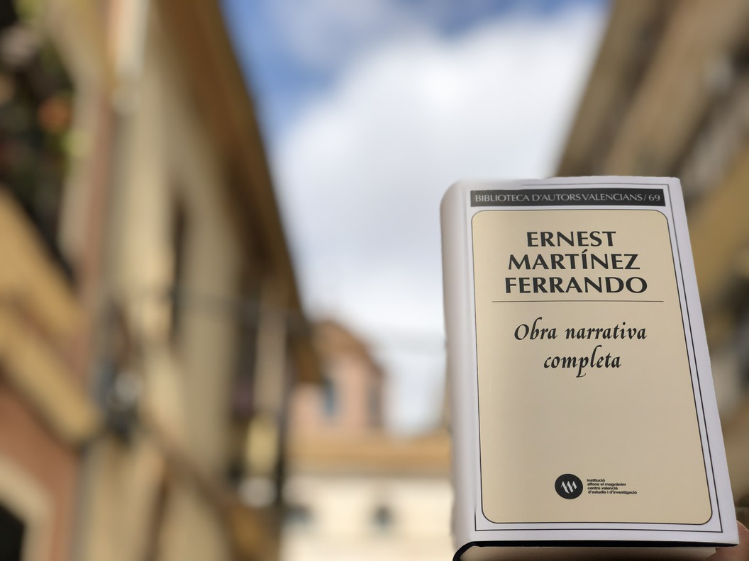 El Magnànim reúne en un solo volumen de 1.000 páginas toda la obra narrativa de Ernest Martínez Ferrando
