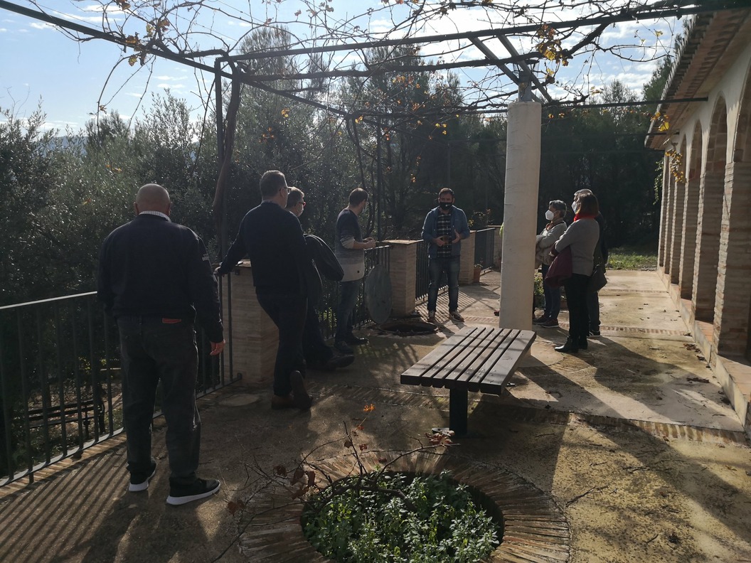 "Panses a l'ombria del Benicadell", de Carlos Fuster, con visita guiada