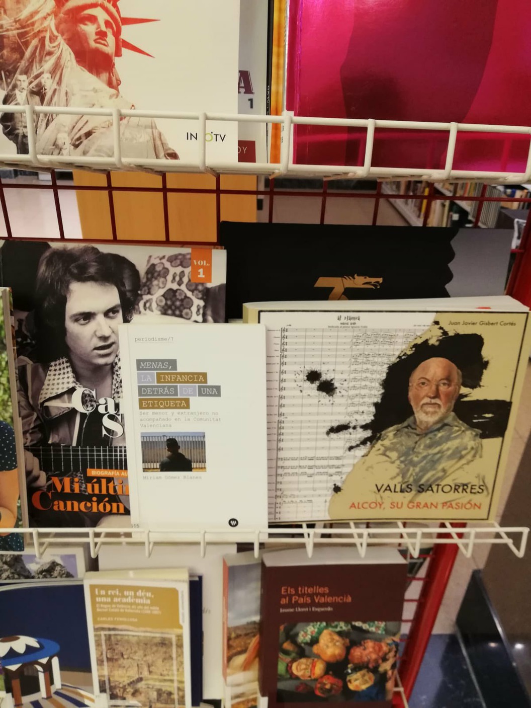 'Menas, la infancia detrás de una etiqueta', a la Biblioteca d'Alcoi