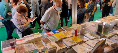 El Magnànim en la feria del libro de València 2022