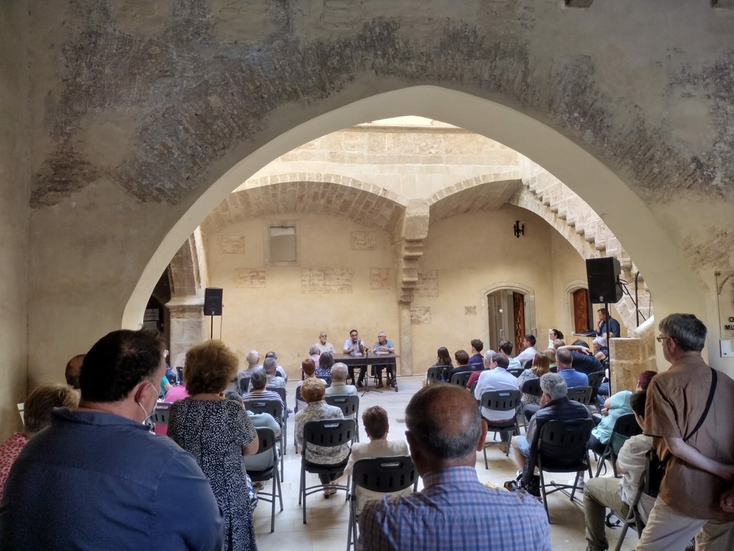 Una festiva presentación del libro «Colps de batall a l'Horta Nord»