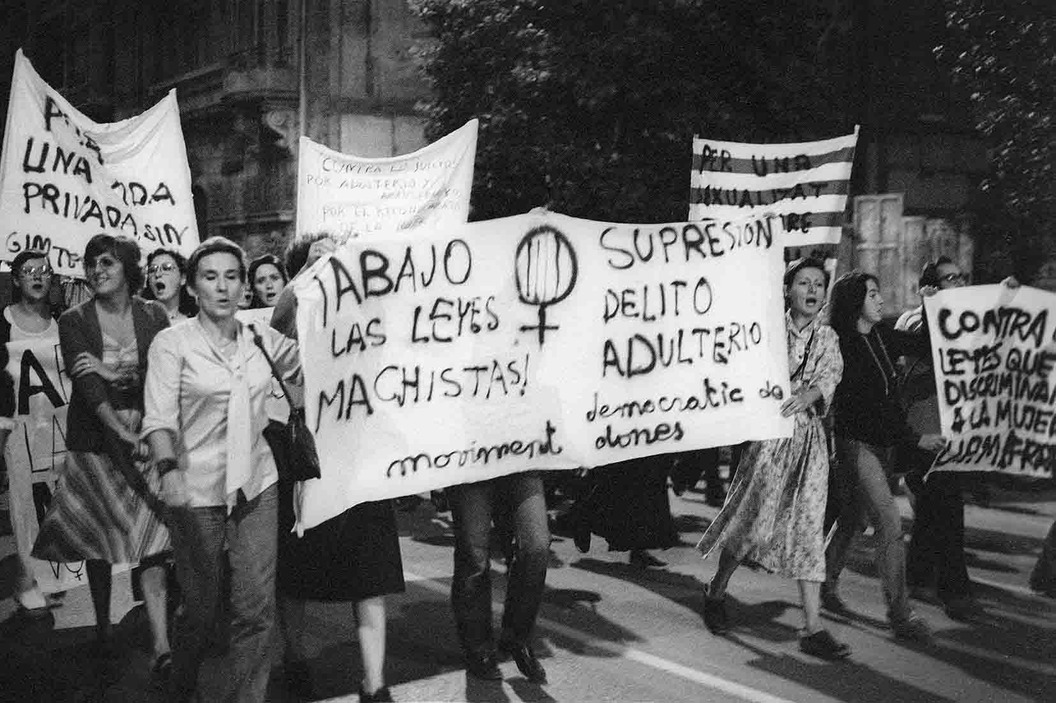 Josep Vicent Rodríguez y Rosa Solbes hablan de «Trets. Imatges de la transició valenciana» en los medios