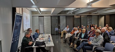 «Trets. Imatges de la Transició valenciana» a debate en la UV