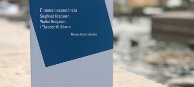 Bratu Hansen revisa els textos de Kracauer, Benjamin i Adorno sobre cine, fotografia i cultura de masses en Cinema i experiència