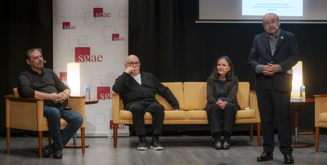 Rodolf Sirera presenta el tercer volumen de su obra teatral completa 