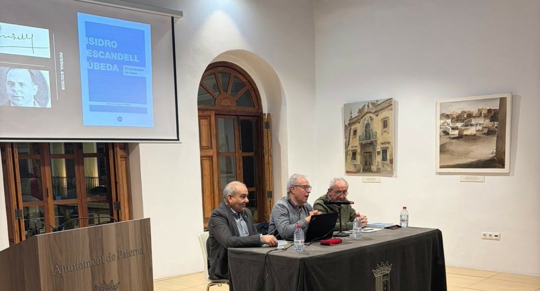 Paterna acogió la presentación de la biografía de Isidro Escandell, publicada por la Institució Alfons el Magnànim