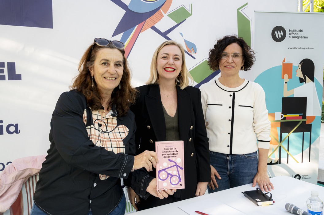 Natàlia Enguix destaca a la Fira del Llibre la necessitat d’una justícia amb perspectiva de gènere