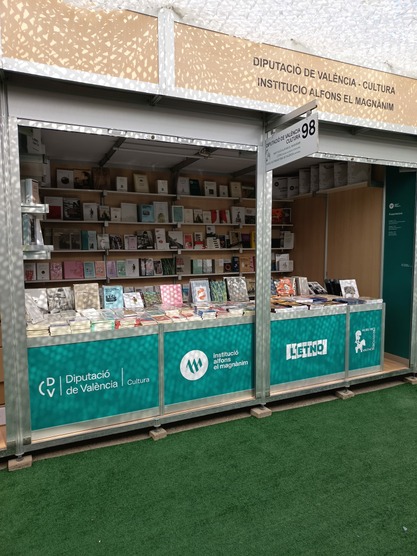 El Magnànim ja té preparada la seua caseta a la Fira del Llibre de València amb novetats editorials, fons de catàleg i una àmplia programació d’activitats
