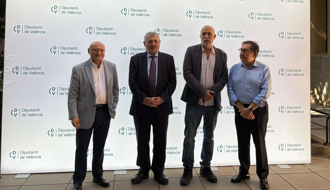 Presentación de la revista Debats en el congreso que conmemora los 750 años de la muerte del rey Jaime I