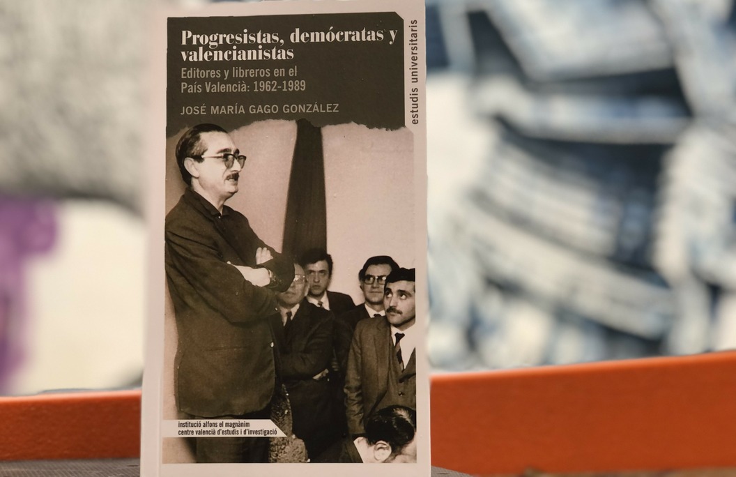 Un nou llibre analitza el paper dels llibrers i dels editors per la cultura i contra el franquisme 